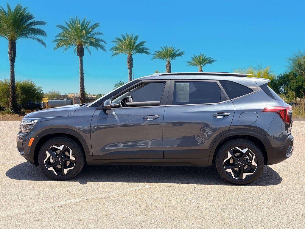 used 2025 Kia Seltos car, priced at $19,991