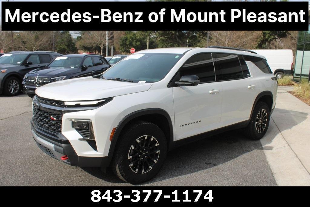 used 2024 Chevrolet Traverse car, priced at $41,988