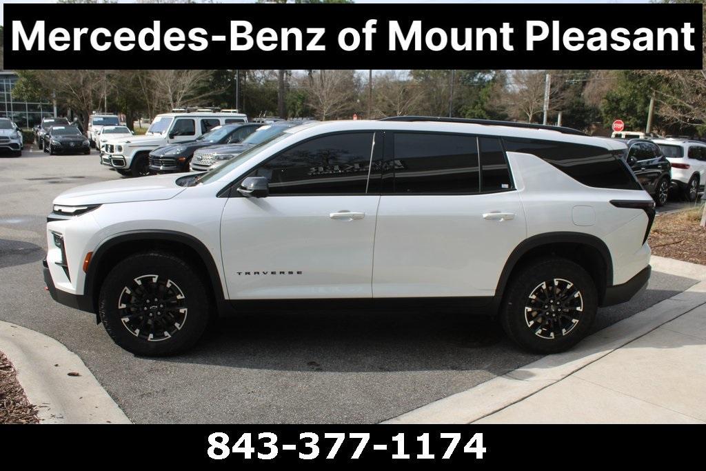 used 2024 Chevrolet Traverse car, priced at $41,988