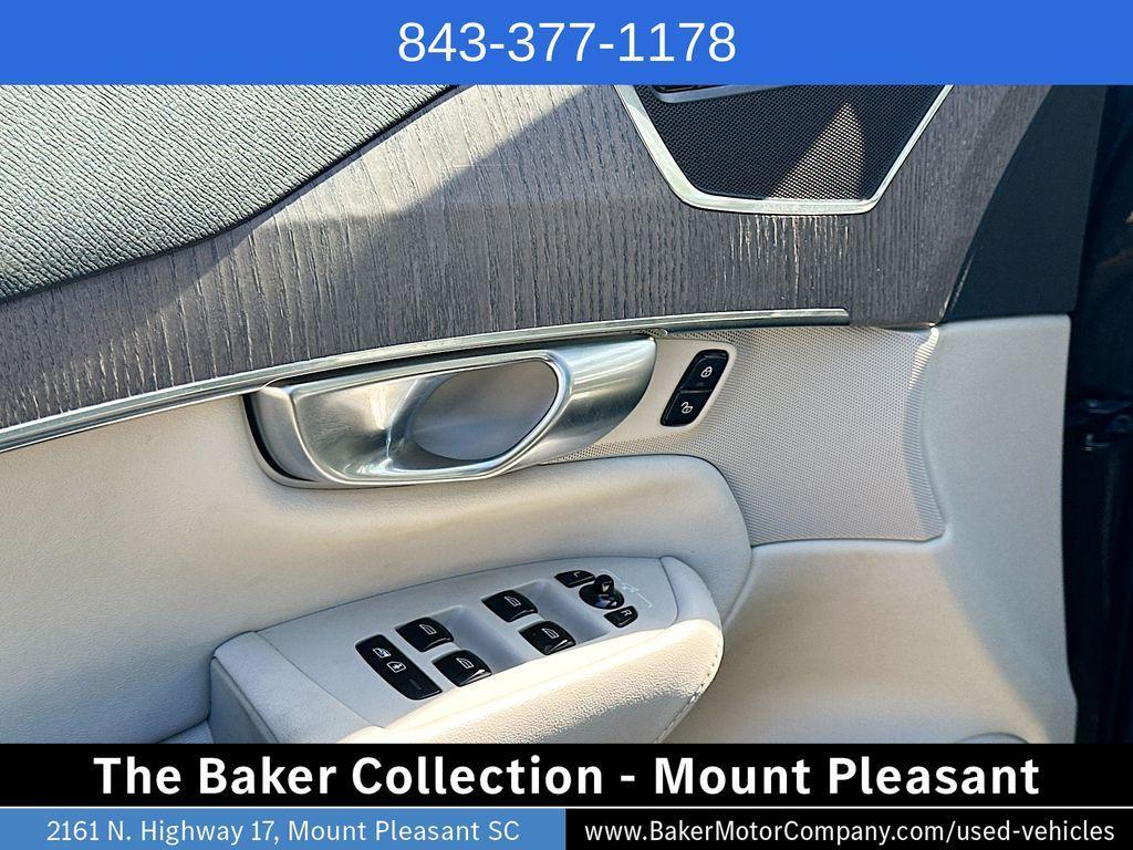used 2023 Volvo XC90 car, priced at $35,287