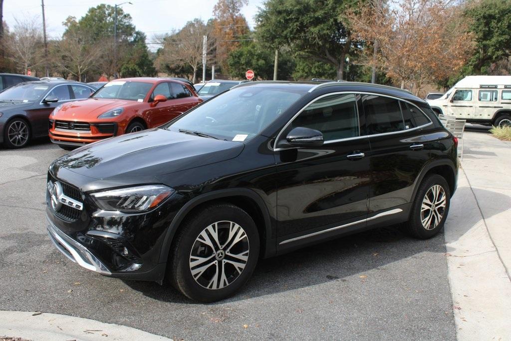 used 2025 Mercedes-Benz GLA 250 car, priced at $43,374