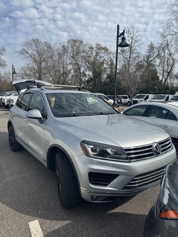 used 2017 Volkswagen Touareg car, priced at $12,988
