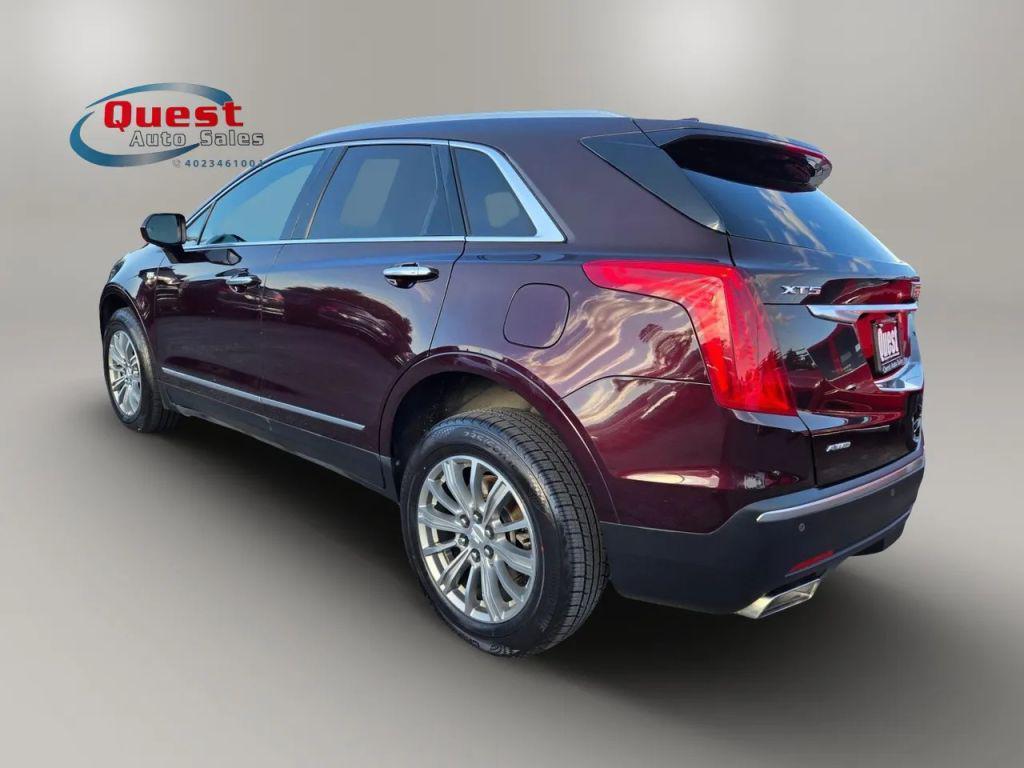 used 2017 Cadillac XT5 car, priced at $13,377