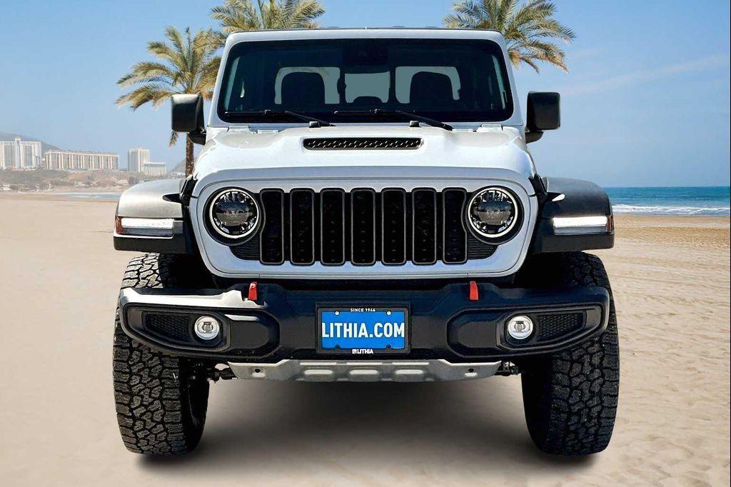 new 2025 Jeep Gladiator car, priced at $47,721