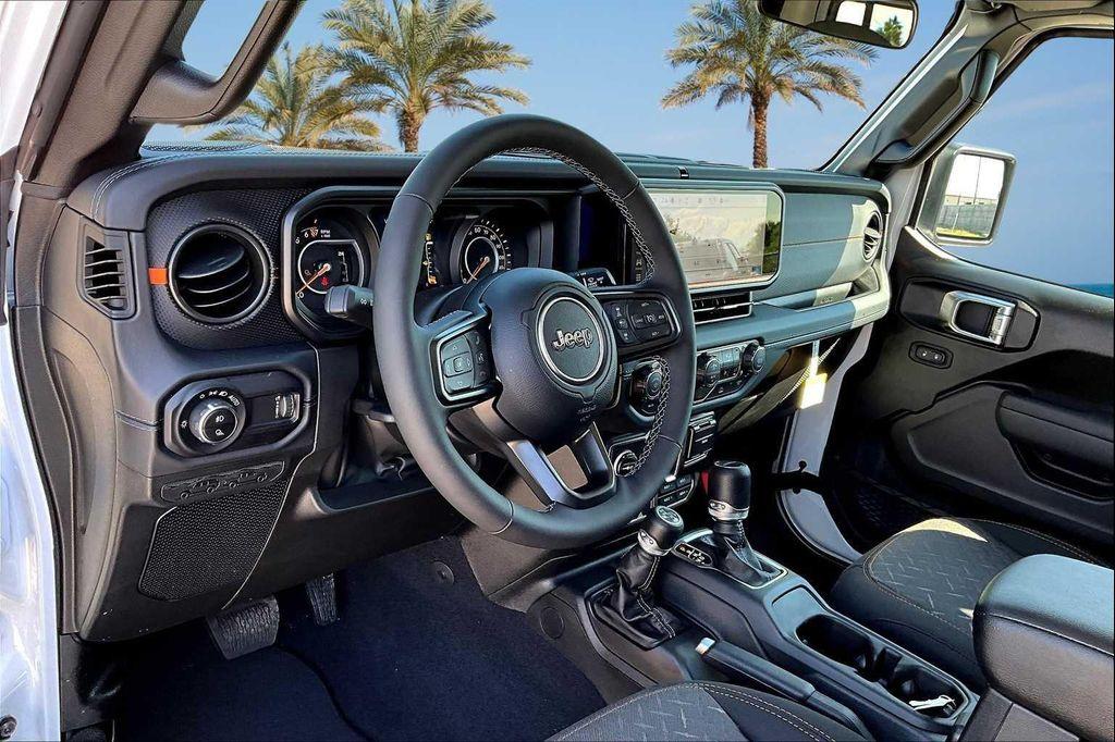 new 2025 Jeep Gladiator car, priced at $47,721