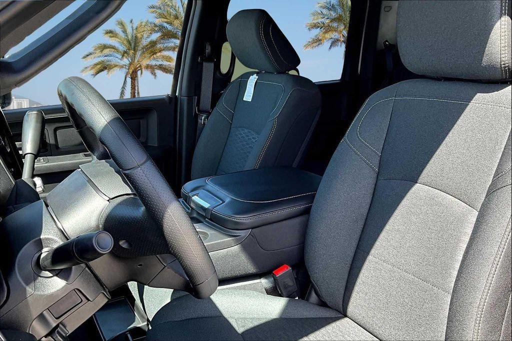 new 2025 Ram 2500 car, priced at $60,684