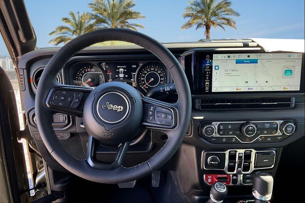 new 2025 Jeep Gladiator car, priced at $51,679