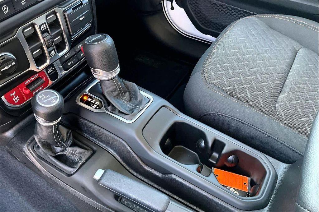 new 2026 Jeep Gladiator car, priced at $53,197