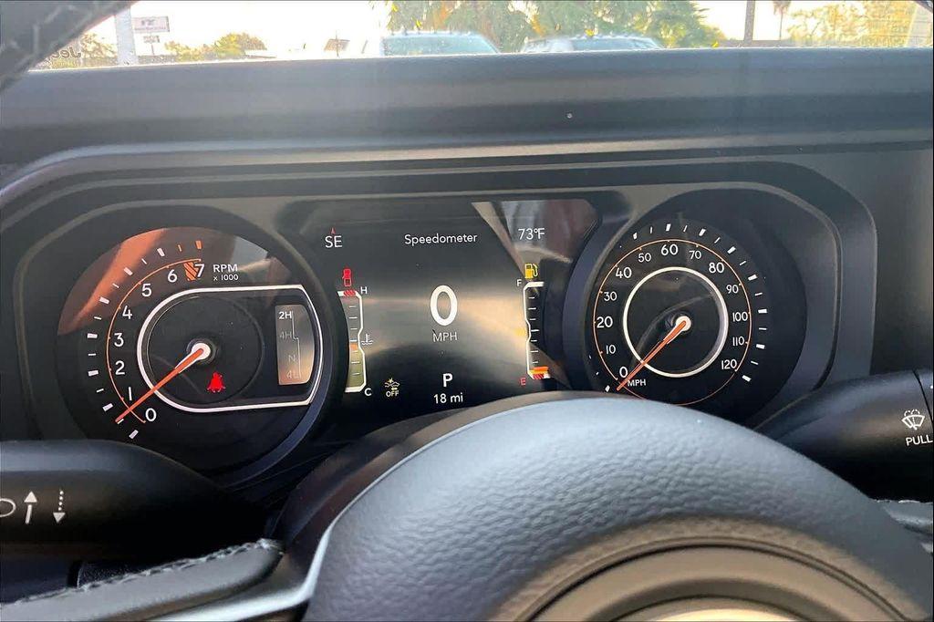 new 2026 Jeep Gladiator car, priced at $53,197