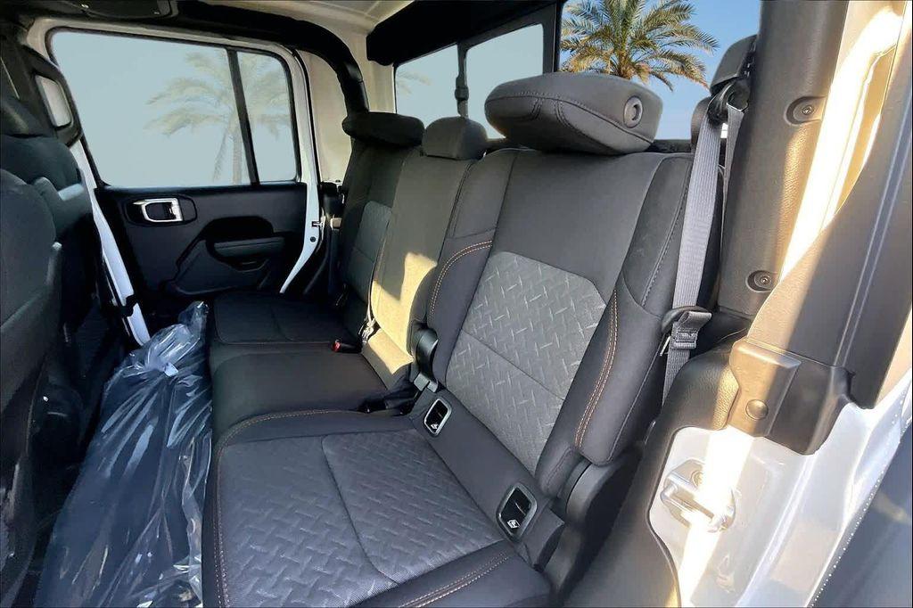 new 2026 Jeep Gladiator car, priced at $53,197