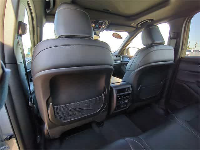 new 2024 Jeep Grand Cherokee car, priced at $41,572