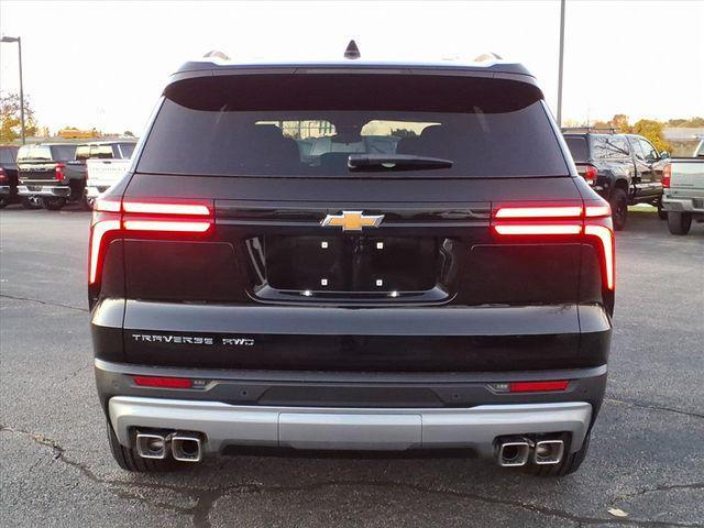 new 2026 Chevrolet Traverse car, priced at $41,620