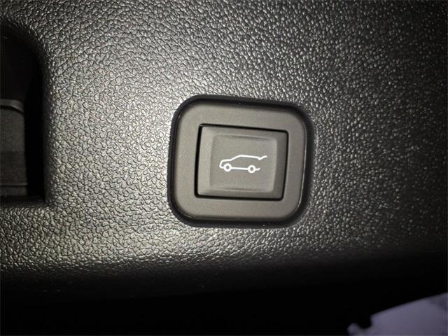 new 2026 Chevrolet Traverse car, priced at $42,620