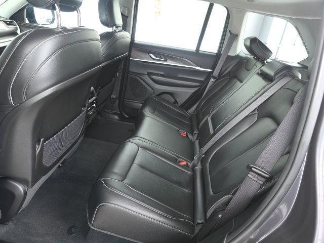 used 2023 Jeep Grand Cherokee car, priced at $28,995