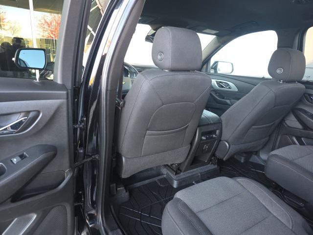 used 2022 Chevrolet Traverse car, priced at $23,495