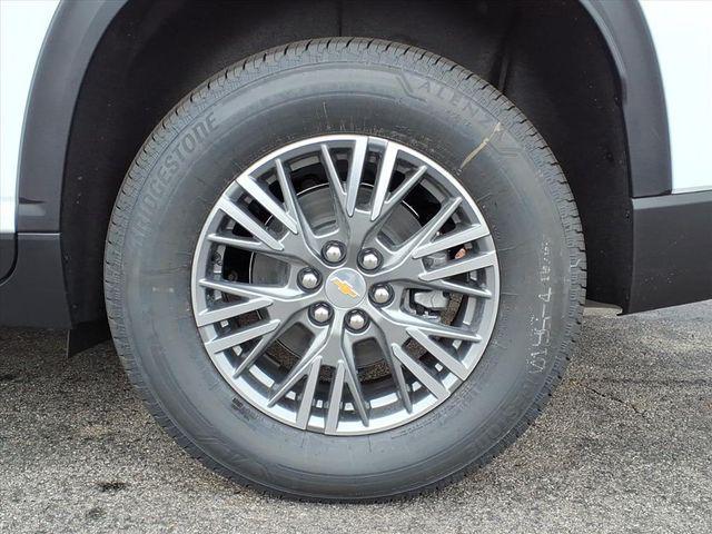 new 2026 Chevrolet Traverse car, priced at $40,120