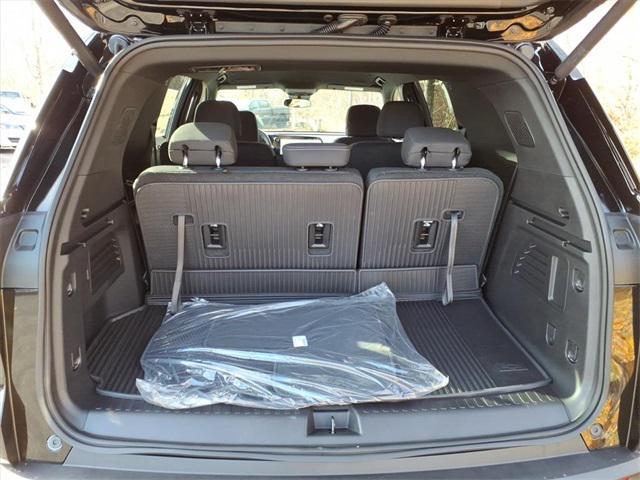 new 2026 Chevrolet Traverse car, priced at $42,620