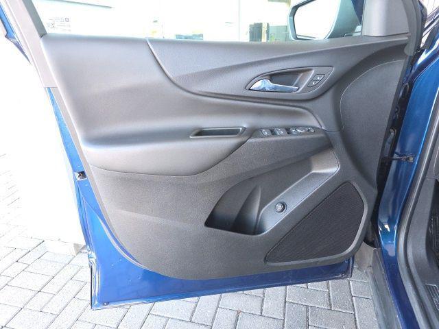 used 2023 Chevrolet Equinox car, priced at $22,499