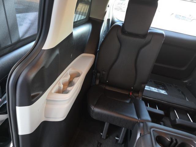 used 2023 Kia Carnival car, priced at $26,999