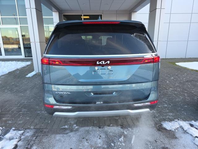 used 2023 Kia Carnival car, priced at $26,999
