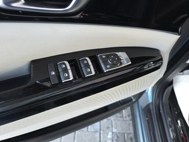 used 2023 Kia Carnival car, priced at $26,999