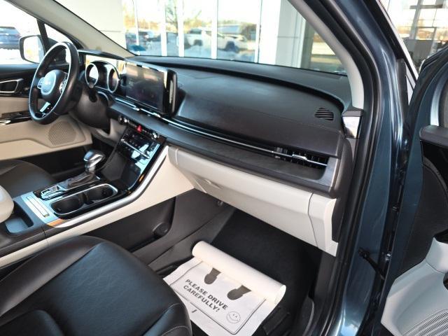 used 2023 Kia Carnival car, priced at $26,999