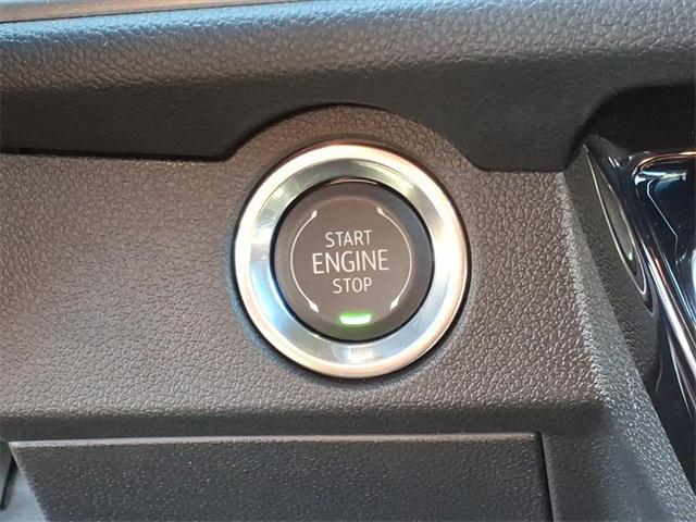 new 2026 Chevrolet Traverse car, priced at $43,115