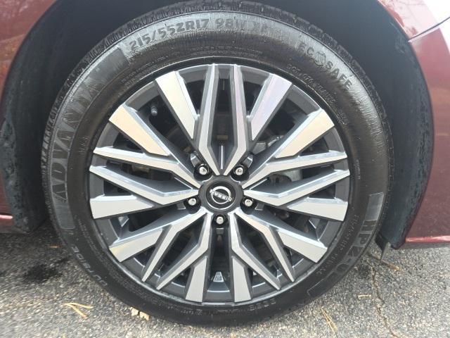 used 2024 Nissan Altima car, priced at $16,795