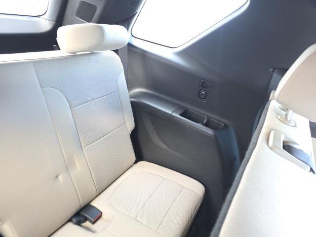 used 2023 Chevrolet Traverse car, priced at $28,248