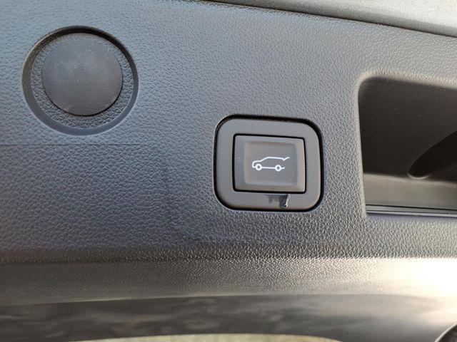 new 2026 Chevrolet Equinox car, priced at $35,420