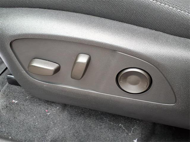 new 2026 Chevrolet Traverse car, priced at $42,620