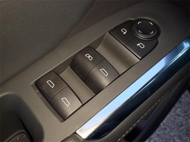 new 2026 Chevrolet Traverse car, priced at $42,620