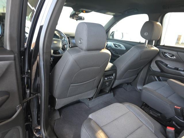 used 2022 Chevrolet Traverse car, priced at $27,999