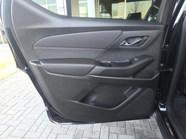 used 2023 Chevrolet Traverse car, priced at $35,719