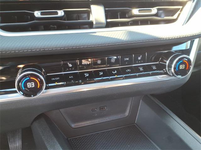 new 2026 Chevrolet Equinox car, priced at $33,540