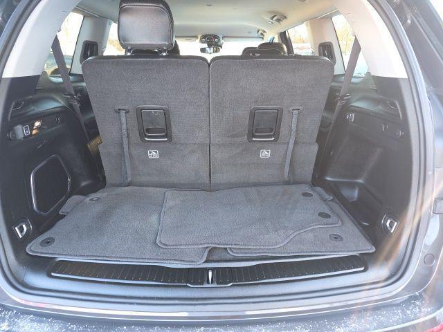 used 2022 Jeep Grand Cherokee L car, priced at $31,652