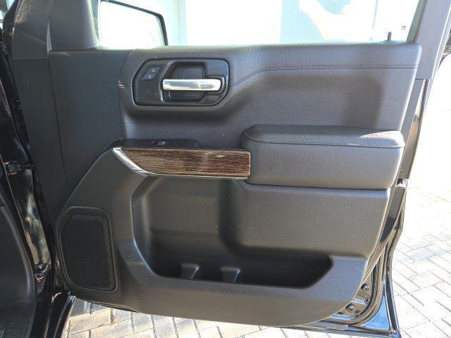 used 2022 GMC Sierra 1500 car, priced at $30,995