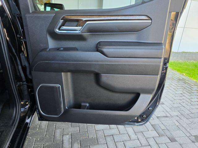 used 2023 GMC Sierra 1500 car, priced at $41,217
