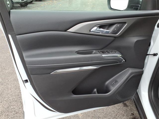 new 2026 Chevrolet Traverse car, priced at $42,620