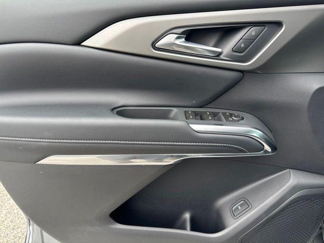 new 2026 Chevrolet Traverse car, priced at $45,538