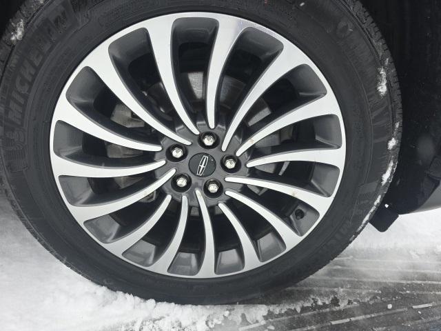 used 2020 Lincoln Aviator car, priced at $26,999