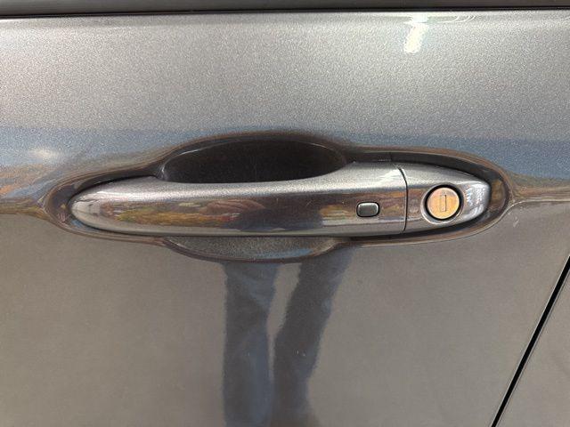 used 2022 Jeep Compass car, priced at $21,328