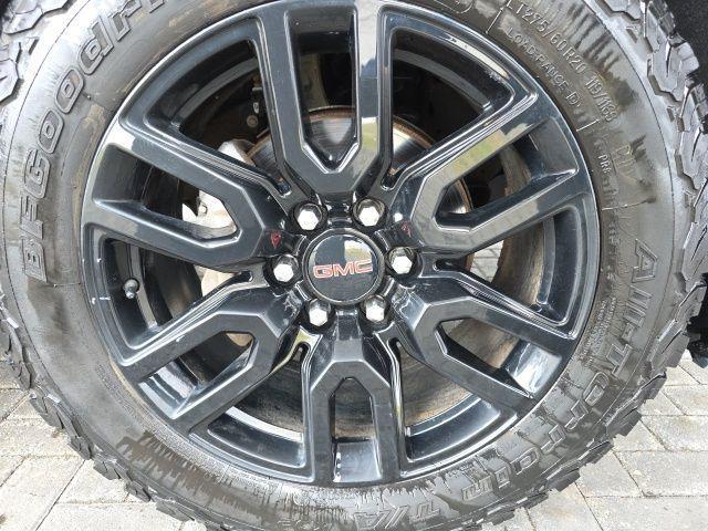 used 2021 GMC Sierra 1500 car, priced at $36,495