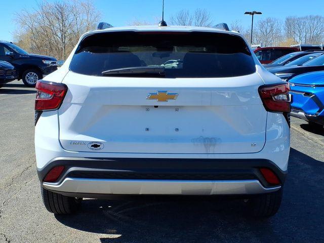 new 2026 Chevrolet Trax car, priced at $23,390