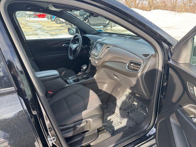 used 2024 Chevrolet Equinox car, priced at $26,995