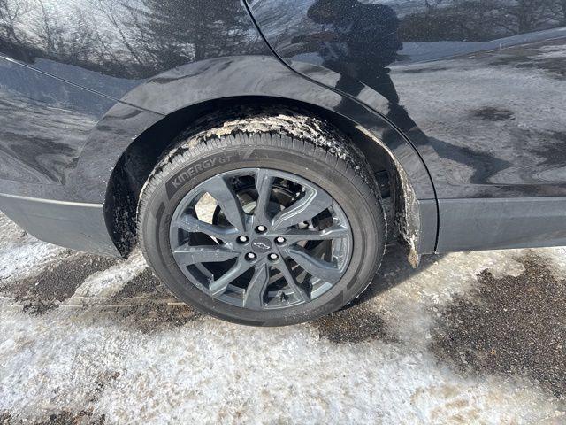 used 2024 Chevrolet Equinox car, priced at $26,995