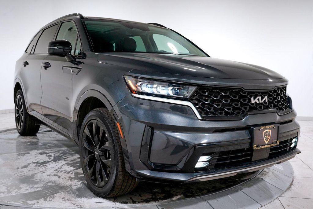 used 2023 Kia Sorento car, priced at $26,566