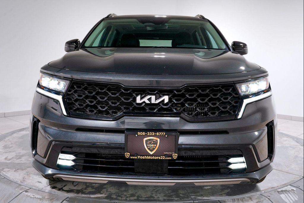 used 2023 Kia Sorento car, priced at $26,566