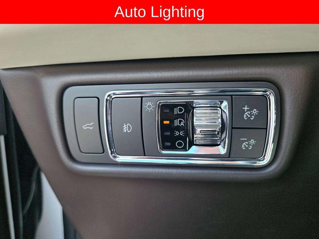 used 2023 Lincoln Aviator car, priced at $56,586