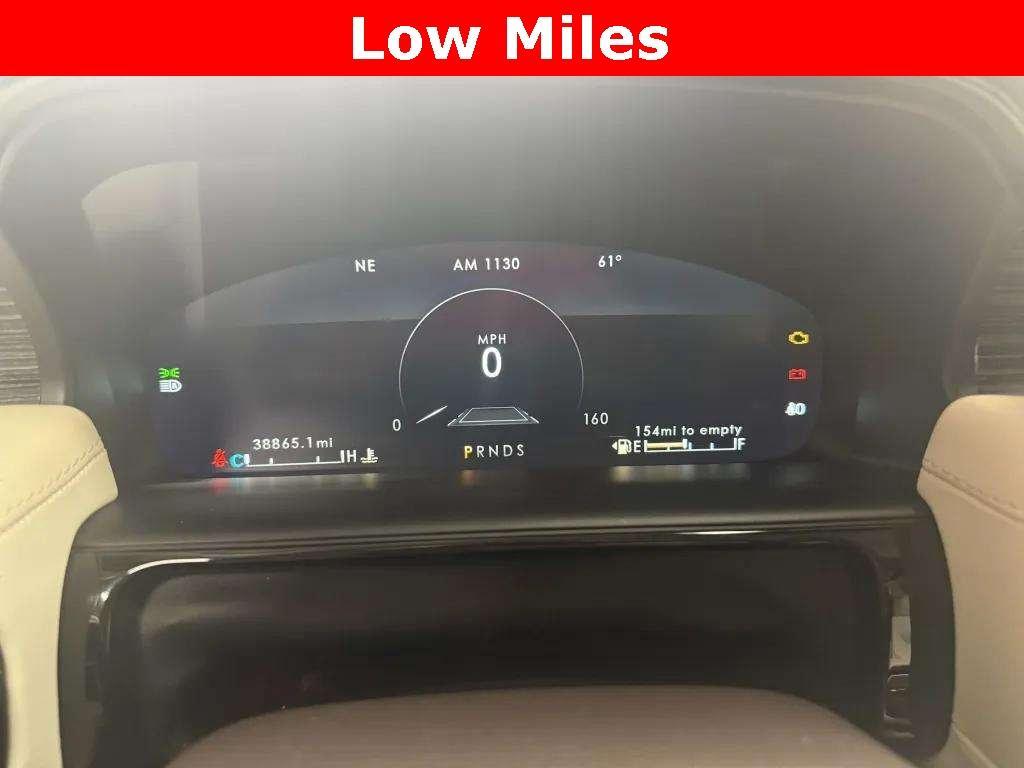 used 2022 Lincoln Nautilus car, priced at $40,000